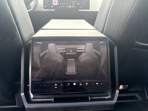 Used 2024 Tesla Cybertruck AWD Crew Cab image 20