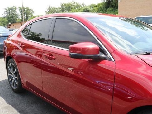 Used 2020 Acura TLX FWD image 3