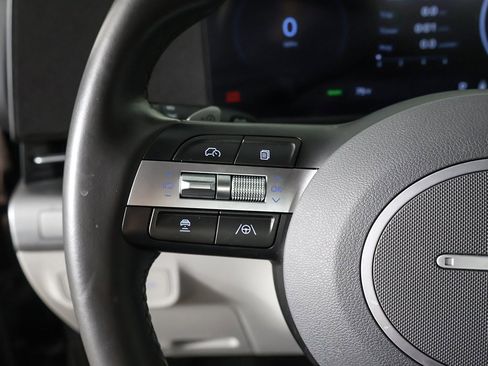 Used 2024 Hyundai Kona SEL image 38