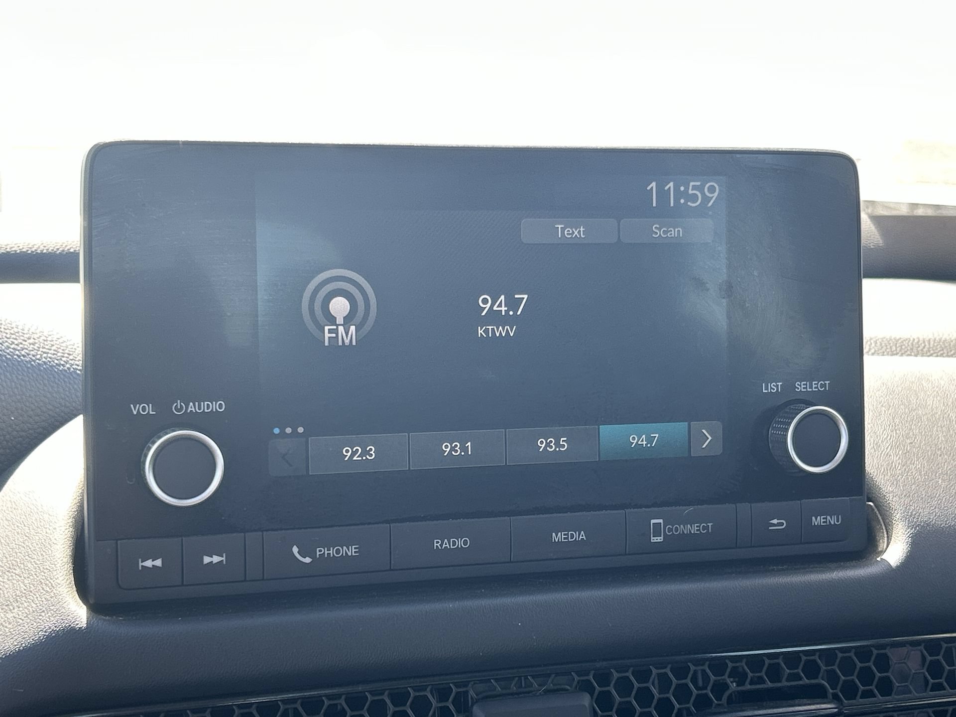 Certified 2025 Honda HR-V LX image 12