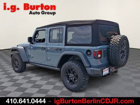 Used 2024 Jeep Wrangler Unlimited Sport AWD/4WD image 4