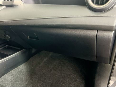 Used 2015 Toyota RAV4 LE image 34