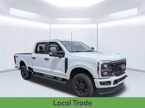 Used 2024 Ford F250 XL w/ STX Appearance Package AWD/4WD image 9