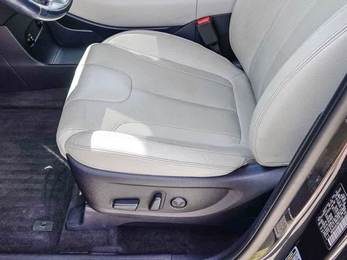 Used 2021 Hyundai Palisade SEL w/ Premium Package FWD image 20