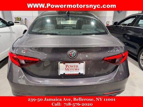 Used 2022 Alfa Romeo Giulia Sprint image 4