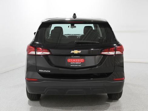 Certified 2023 Chevrolet Equinox LS image 19