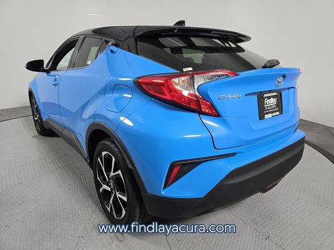 Used 2019 Toyota C-HR Limited FWD image 4