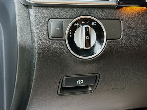 Used 2017 Mercedes-Benz GLS 450 4MATIC image 10