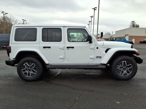 New 2026 Jeep Wrangler Sahara image 8