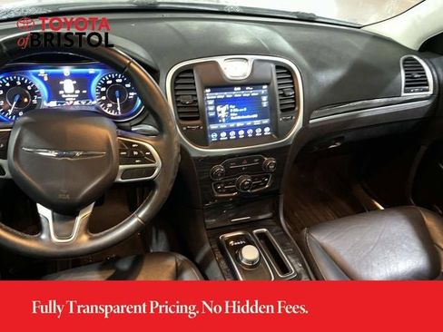 Used 2018 Chrysler 300 Touring L AWD/4WD image 13