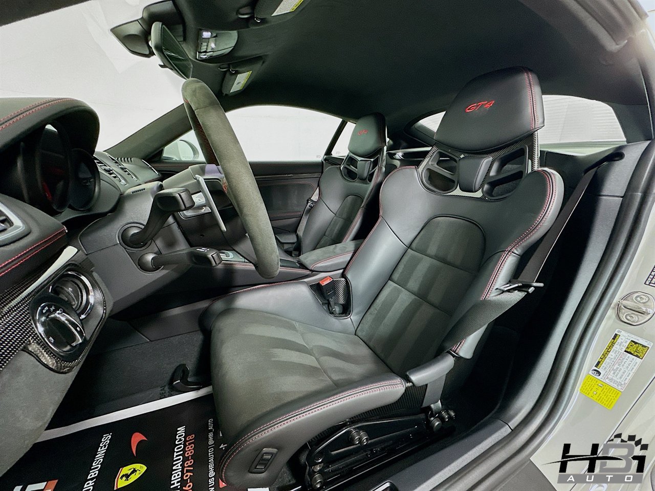 Used 2022 Porsche 718 Cayman GT4 RWD image 15