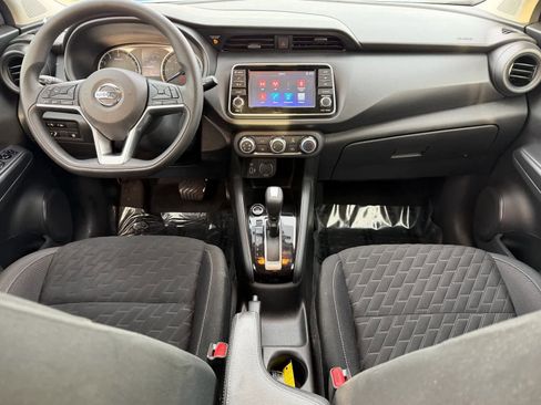 Used 2021 Nissan Kicks S image 11