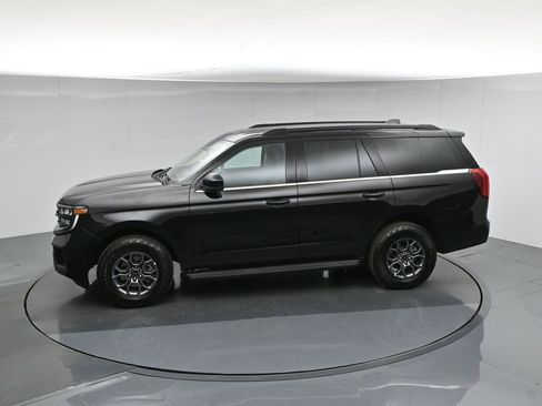 Certified 2025 Ford Expedition Active AWD/4WD image 48