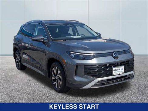 Used 2026 Volkswagen Tiguan S FWD image 7