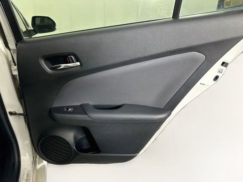 Used 2017 Toyota Prius Four Touring w/ Premium Convenience Package FWD image 29