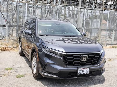 Used 2025 Honda CR-V LX image 2