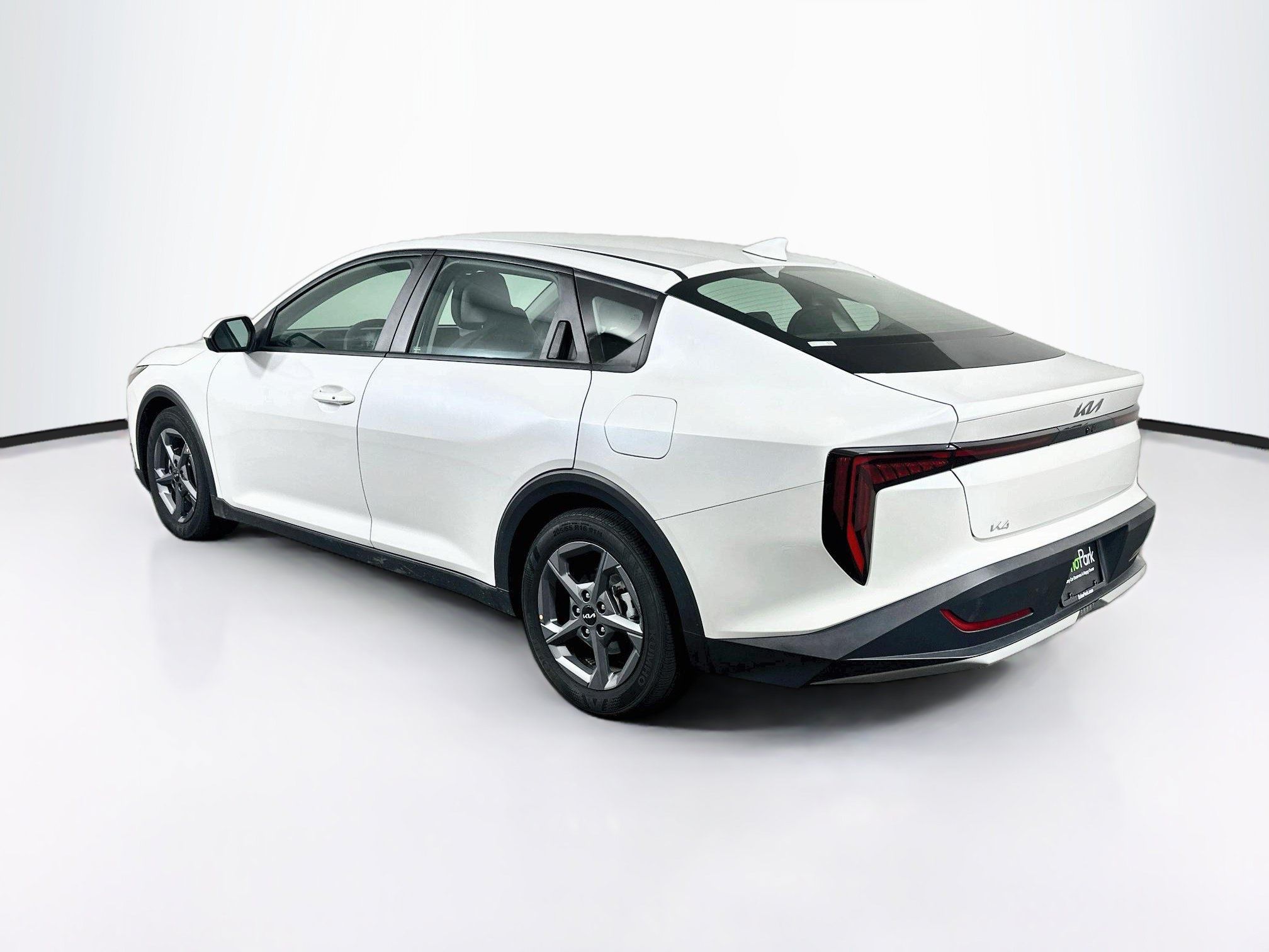 Used 2025 Kia K4 FWD image 5