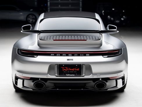 Used 2024 Porsche 911 Carrera RWD image 24