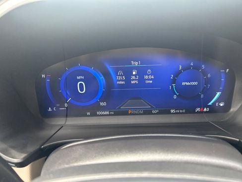 Used 2020 Ford Escape Titanium AWD/4WD image 14