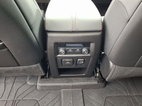 Used 2023 Chevrolet Traverse RS w/ LPO, Floor Liner Package AWD/4WD image 16