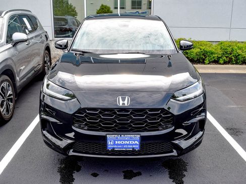 Used 2024 Honda HR-V EX-L image 3