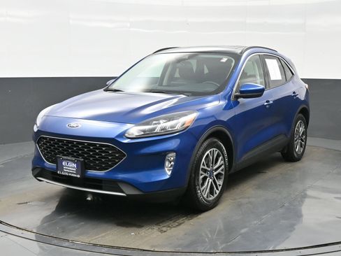 Used 2022 Ford Escape SEL w/ Technology Package image 1