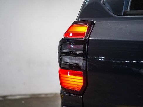 Used 2025 Toyota 4Runner SR5 image 10