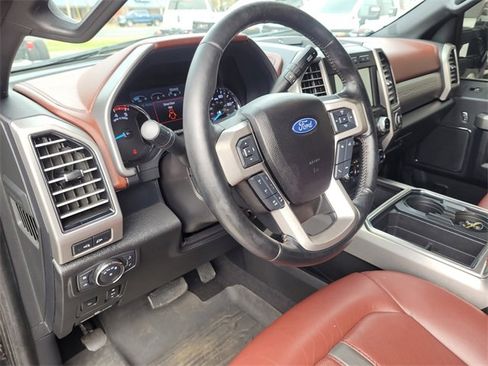 Used 2021 Ford F250 Platinum image 21