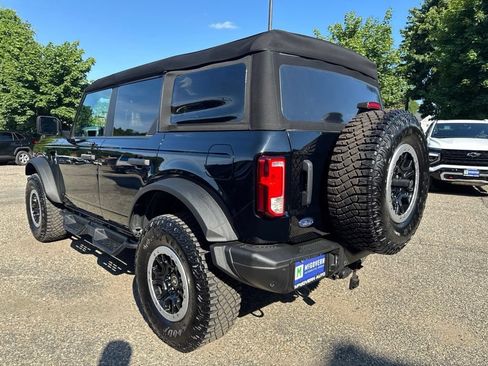 Used 2023 Ford Bronco Black Diamond w/ Sasquatch Package AWD/4WD image 3