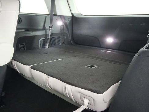 Used 2025 Lincoln Aviator Reserve w/ Jet Appearance Package RWD image 17