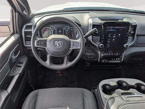 Used 2025 RAM 2500 Big Horn AWD/4WD image 17