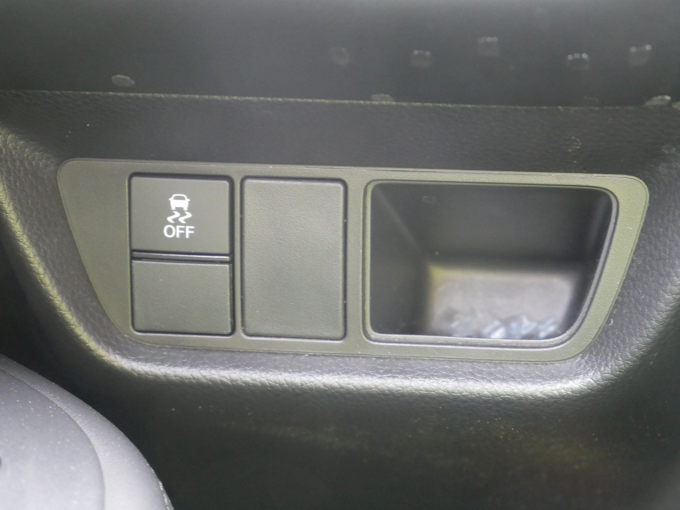 Certified 2025 Honda HR-V LX image 26