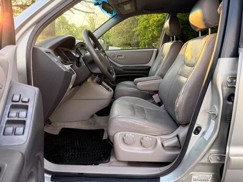 Used 2001 Toyota Highlander 2WD image 31