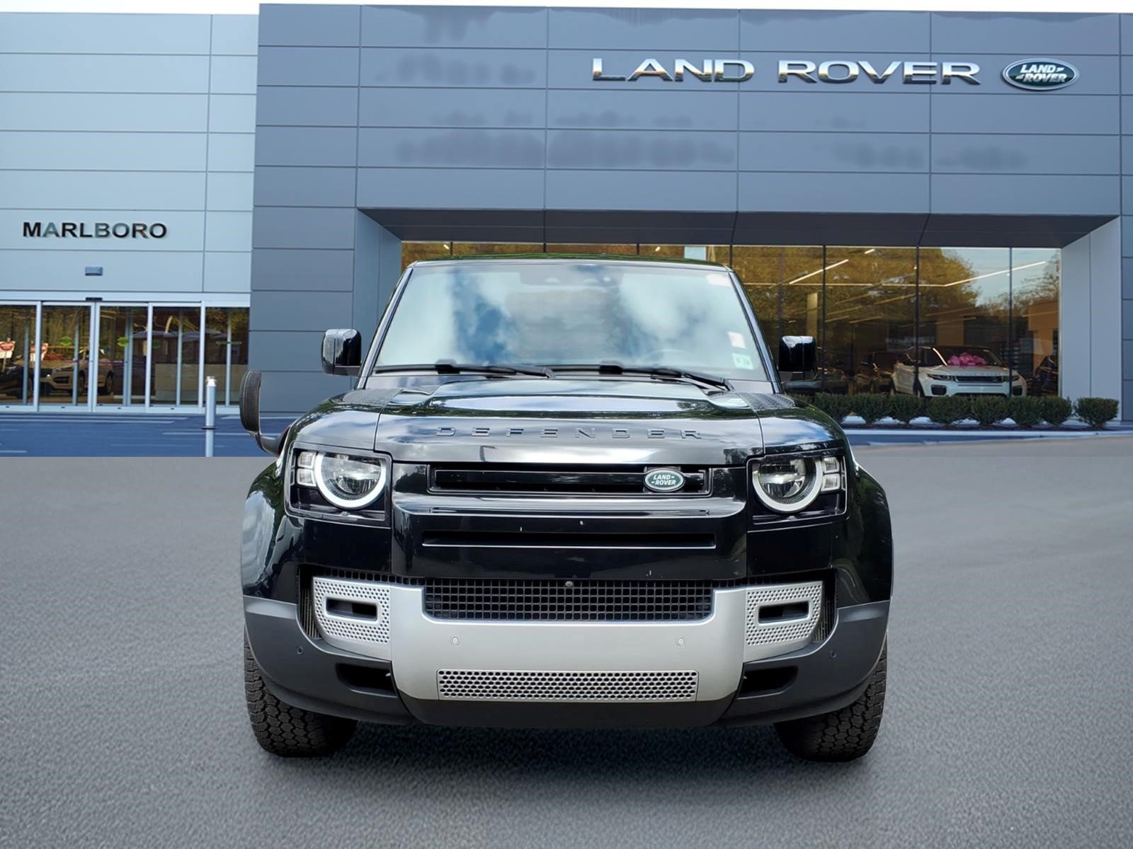 Certified 2023 Land Rover Defender 110 S AWD/4WD image 8