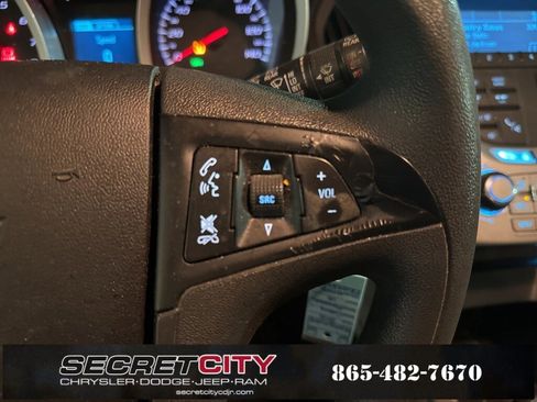 Used 2015 Chevrolet Equinox LS image 34