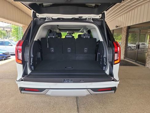 New 2025 Ford Expedition Platinum w/ Driver's Package image 41