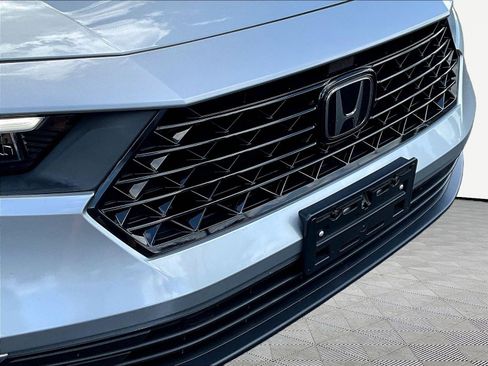 Used 2023 Honda Accord EX image 29
