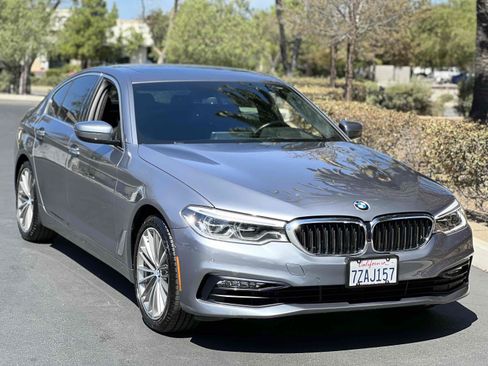 Used 2017 BMW 540i xDrive AWD/4WD image 19