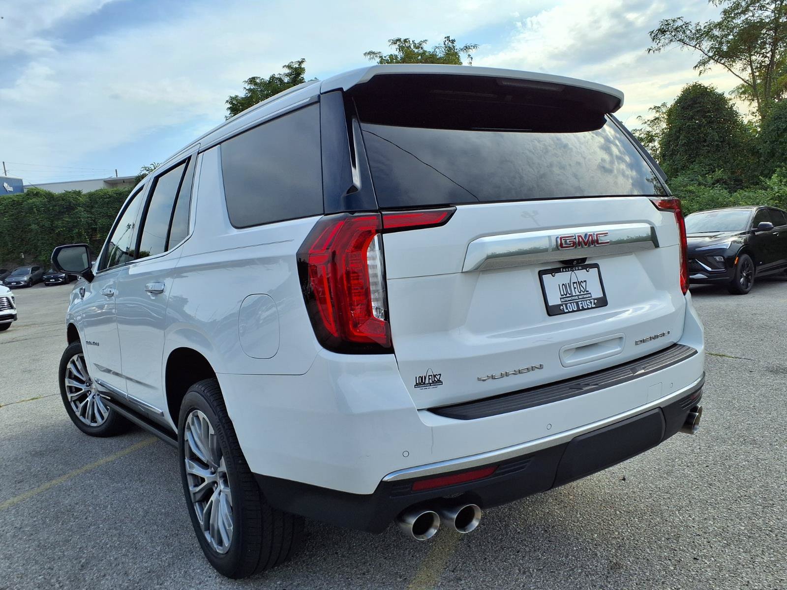 Used 2021 GMC Yukon Denali w/ Denali Premium Package AWD/4WD image 42