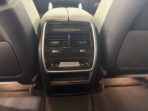 Certified 2024 BMW X6 xDrive40i w/ Executive Package image 24