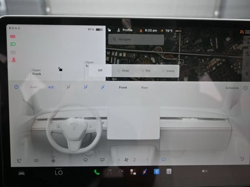 Used 2023 Tesla Model 3 Standard Range RWD image 10