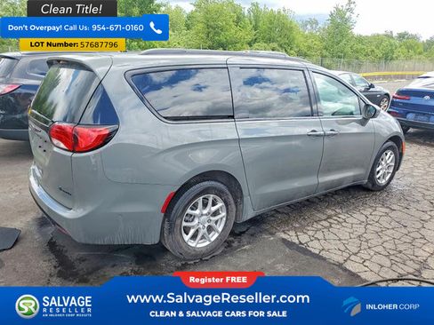 Used 2020 Chrysler Pacifica Limited w/ Quick Oder Package 2EV RED-S FWD image 4