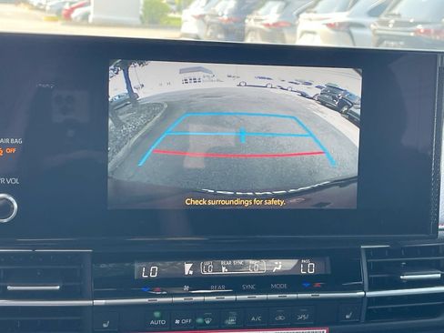 Used 2026 Toyota Sienna XSE FWD image 6