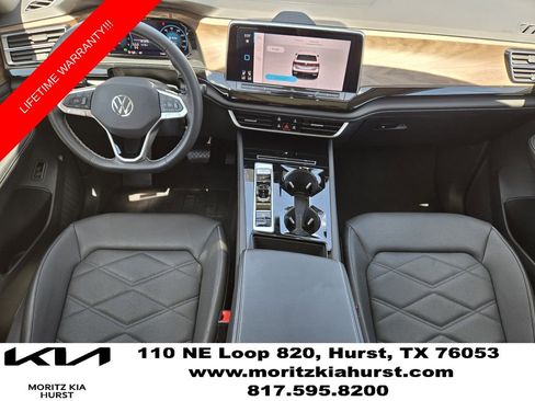 Used 2025 Volkswagen Atlas SE FWD image 5