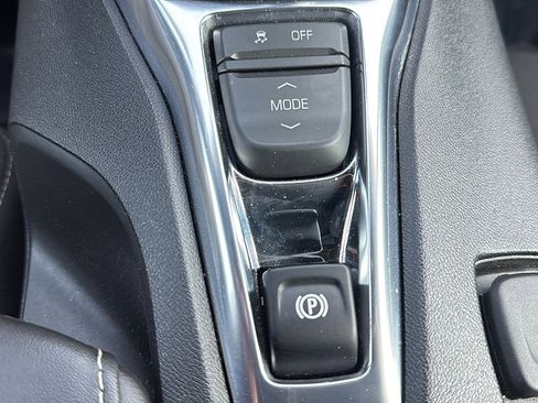 Used 2020 Chevrolet Camaro LT w/ RS Package image 33