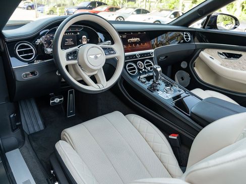 Used 2023 Bentley Continental GT Mulliner AWD/4WD image 7