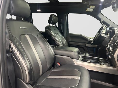 Used 2019 Ford F250 Platinum w/ Platinum Ultimate Package AWD/4WD image 19