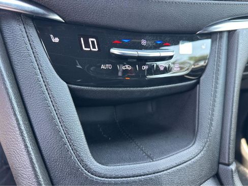 Used 2024 Cadillac XT5 Premium Luxury image 26