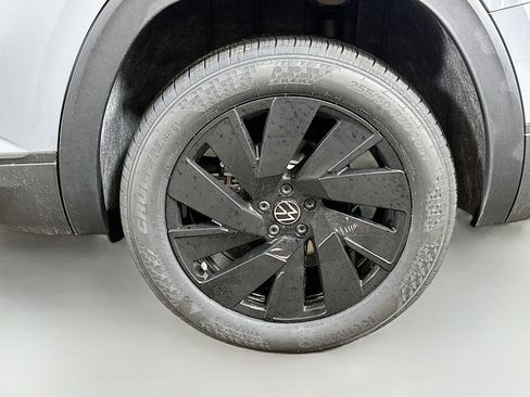 New 2026 Volkswagen Atlas SE image 31