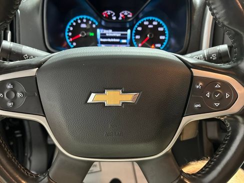 Used 2018 Chevrolet Colorado LT AWD/4WD image 23